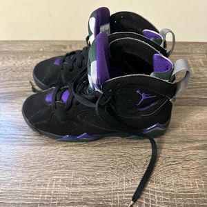 Retro Jordan 7 Vintage Classic Size 4 Youth Basketball Shoes Great Condition